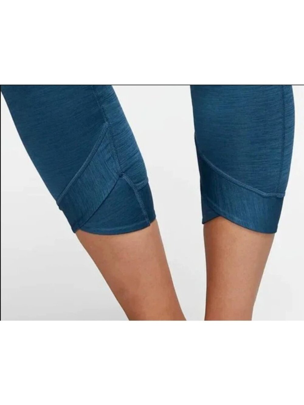 Nike women's yoga high rise 7/8 leggings featuring a crossover waistband Large - Picture 3 of 16